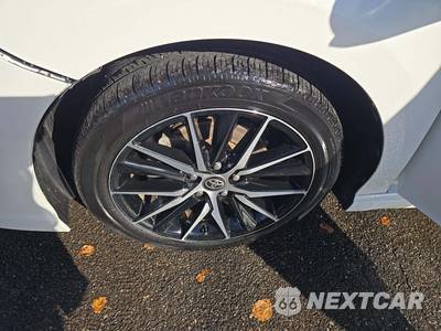 2021 Toyota Camry SE - zdjęcie 23 z 28 - miniatura