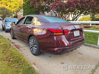 2025 Nissan Altima SV - zdjęcie 2 z 23 - miniatura