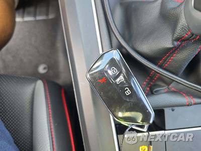 2022 Volkswagen Golf GTI SE - zdjęcie 8 z 20 - miniatura