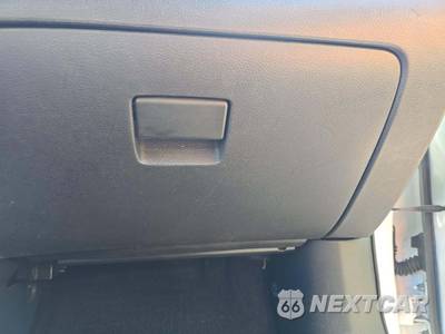 2017 Nissan Sentra SV - zdjęcie 19 z 26 - miniatura