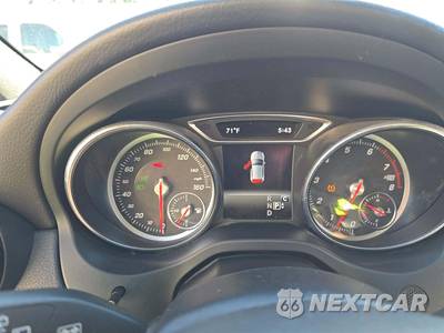2020 Mercedes-Benz GLA 250 4MATIC - zdjęcie 9 z 21 - miniatura