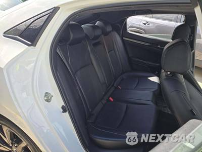 2017 Honda Civic Hatchback Sport Touring - zdjęcie 16 z 29 - miniatura
