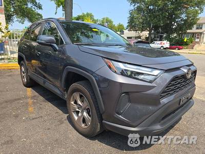 2024 Toyota RAV4 XLE - zdjęcie 4 z 22 - miniatura