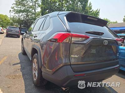 2024 Toyota RAV4 XLE - zdjęcie 2 z 22 - miniatura