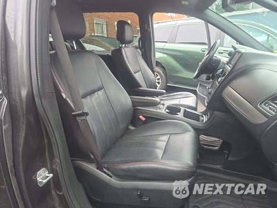 2019 Dodge Grand Caravan GT 121.2" WB - zdjęcie 19 z 32 - miniatura