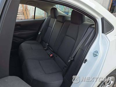 2026 Toyota Corolla LE Sedan - zdjęcie 13 z 20 - miniatura