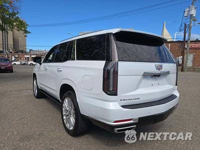 2026 Cadillac Escalade Luxury 1SB - zdjęcie 2 z 22 - miniatura