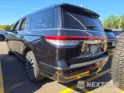2023 Lincoln Navigator L Black Label - zdjęcie 2 z 25 - miniatura