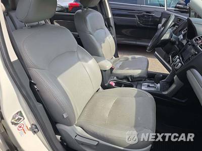 2016 Subaru Forester 2.5i Premium - zdjęcie 18 z 24 - miniatura