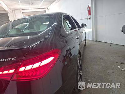 2023 Mercedes-Benz C 300 4MATIC Sedan - zdjęcie 3 z 25 - miniatura