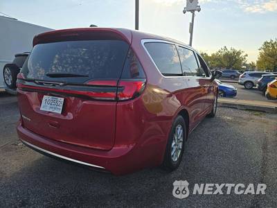 2027 Chrysler Pacifica Select 121.6" WB - zdjęcie 3 z 21 - miniatura