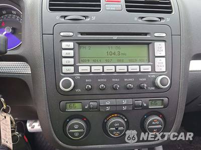 2008 Volkswagen Golf R32 - zdjęcie 10 z 27 - miniatura