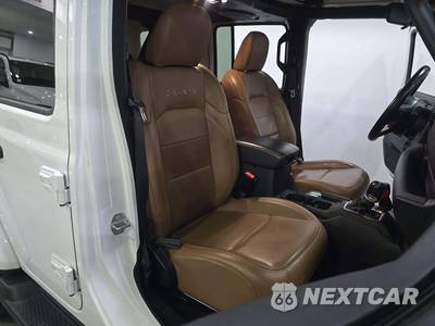 2021 Jeep Wrangler Unlimited Sahara - zdjęcie 18 z 21 - miniatura