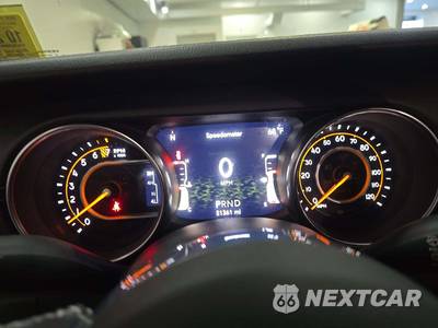 2021 Jeep Wrangler Unlimited Sahara - zdjęcie 9 z 21 - miniatura