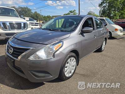 2018 Nissan Versa Sedan S Plus - zdjęcie 1 z 28 - miniatura