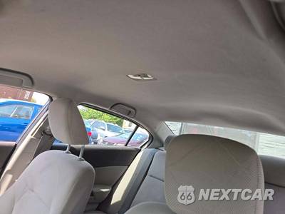 2012 Honda Civic Sedan LX - zdjęcie 11 z 27 - miniatura