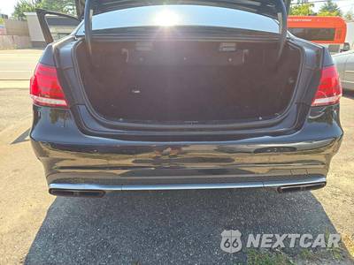 2014 Mercedes-Benz E 63 AMG S 4MATIC Sedan - zdjęcie 14 z 23 - miniatura