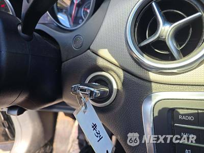 2018 Mercedes-Benz GLA 250 4MATIC - zdjęcie 8 z 30 - miniatura