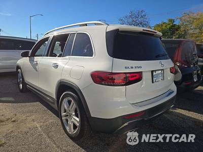2020 Mercedes-Benz GLB 250 4MATIC - zdjęcie 2 z 22 - miniatura