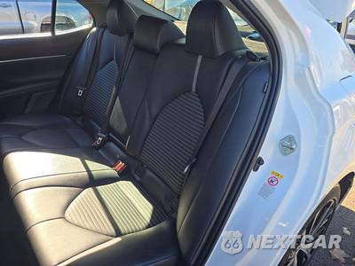 2018 Toyota Camry SE - zdjęcie 13 z 28 - miniatura