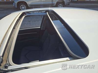 2018 Toyota Camry SE - zdjęcie 12 z 28 - miniatura