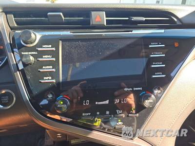 2018 Toyota Camry SE - zdjęcie 10 z 28 - miniatura