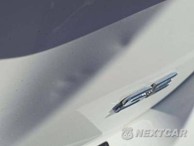 2018 Toyota Camry SE - zdjęcie 25 z 28 - miniatura