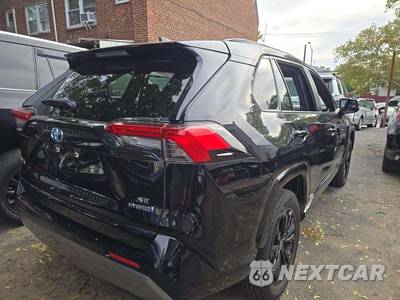 2022 Toyota RAV4 Hybrid SE - zdjęcie 3 z 27 - miniatura