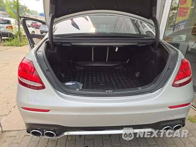 2019 Mercedes-Benz AMG E 53 4MATIC Sedan - zdjęcie 14 z 24 - miniatura