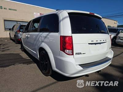 2019 Dodge Grand Caravan GT 121.2" WB - zdjęcie 2 z 28 - miniatura