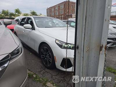 2026 BMW 5 Series Sedan 530i xDrive M SPORT LINE - zdjęcie 4 z 23 - miniatura