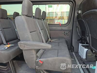 2025 Mercedes-Benz Sprinter 2500 Passenger Van 144.0" WB - zdjęcie 13 z 23 - miniatura