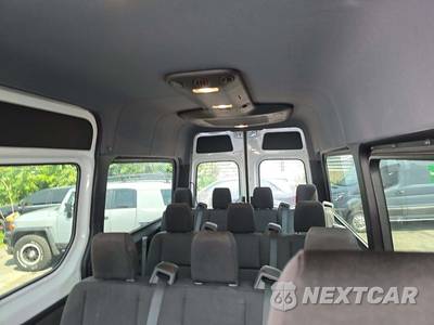 2025 Mercedes-Benz Sprinter 2500 Passenger Van 144.0" WB - zdjęcie 11 z 23 - miniatura