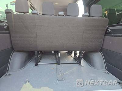 2025 Mercedes-Benz Sprinter 2500 Passenger Van 144.0" WB - zdjęcie 15 z 23 - miniatura