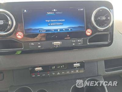 2025 Mercedes-Benz Sprinter 2500 Passenger Van 144.0" WB - zdjęcie 10 z 23 - miniatura