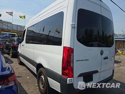 2025 Mercedes-Benz Sprinter 2500 Passenger Van 144.0" WB - zdjęcie 2 z 23 - miniatura