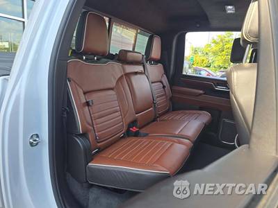 2024 GMC Sierra 3500 Denali HD Ultimate Crew Cab Long Bed 5SB DRW - zdjęcie 16 z 23 - miniatura