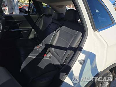 2023 Mercedes-Benz GLC 300 4MATIC - zdjęcie 13 z 20 - miniatura