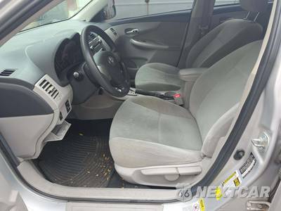 2011 Toyota Corolla LE - zdjęcie 6 z 23 - miniatura
