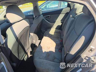 2012 Hyundai Elantra GLS Sedan - zdjęcie 13 z 25 - miniatura