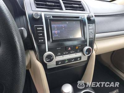 2014 Toyota Camry LE - zdjęcie 10 z 21 - miniatura