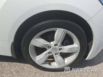 2012 Hyundai Veloster w/Red Interior - zdjęcie 26 z 27 - miniatura