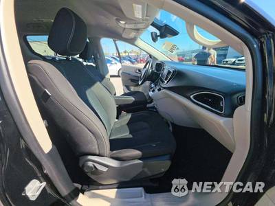 2024 Chrysler Voyager LX 121.6" WB - zdjęcie 19 z 22 - miniatura