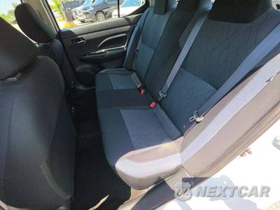 2023 Nissan Versa SV - zdjęcie 13 z 23 - miniatura