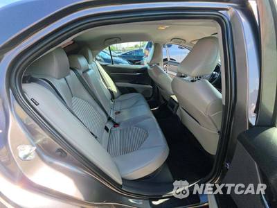 2023 Toyota Camry Hybrid SE - zdjęcie 16 z 21 - miniatura