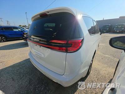 2025 Chrysler Pacifica Select 121.6" WB - zdjęcie 3 z 24 - miniatura