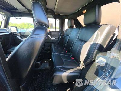 2017 Jeep Wrangler Unlimited Chief Edition - zdjęcie 13 z 23 - miniatura