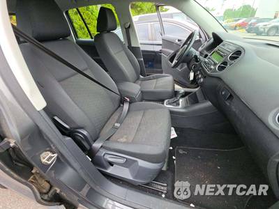2014 Volkswagen Tiguan S - zdjęcie 18 z 21 - miniatura