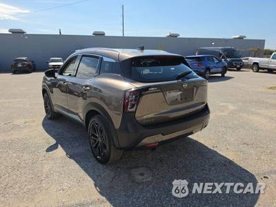 2026 Nissan Kicks SR - zdjęcie 2 z 21 - miniatura