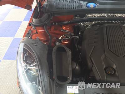2023 Porsche Macan - zdjęcie 22 z 25 - miniatura